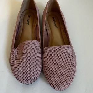Ataiwee Pink Shoe